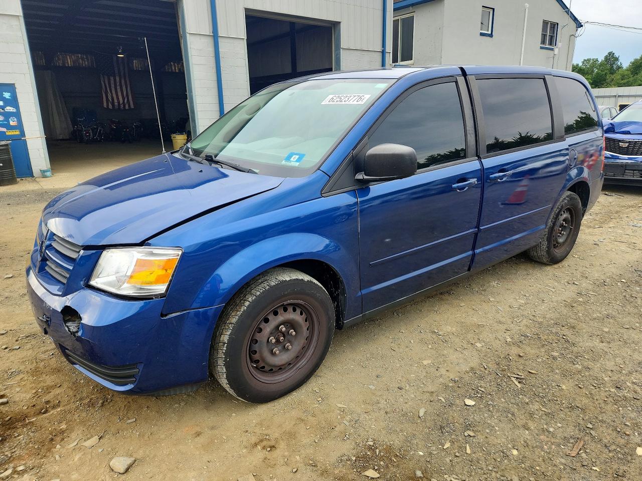 2D4RN4DE4AR326870 · 2010 DODGE GRAND CARAVAN