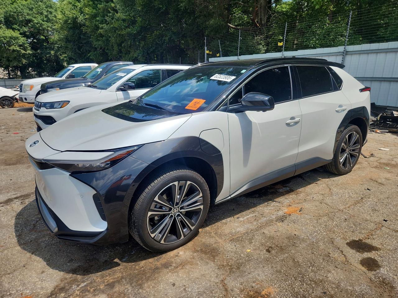 JTMAAAAA3RA037081 · 2024 TOYOTA BZ4X