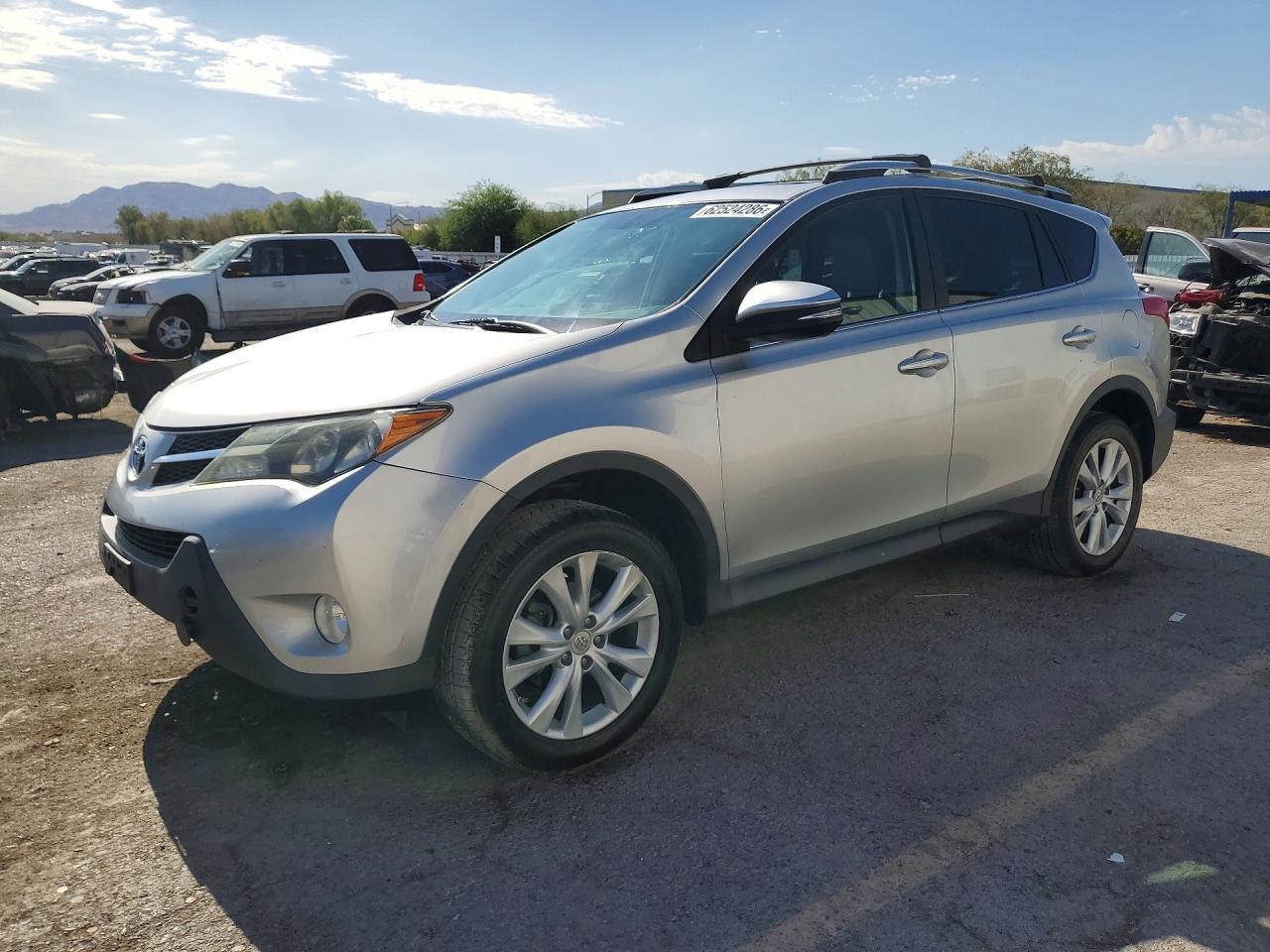 2T3DFREVXDW049667 · 2013 TOYOTA RAV4