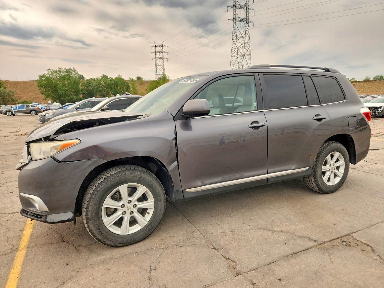 5TDBK3EH3BS088416 · 2011 TOYOTA HIGHLANDER