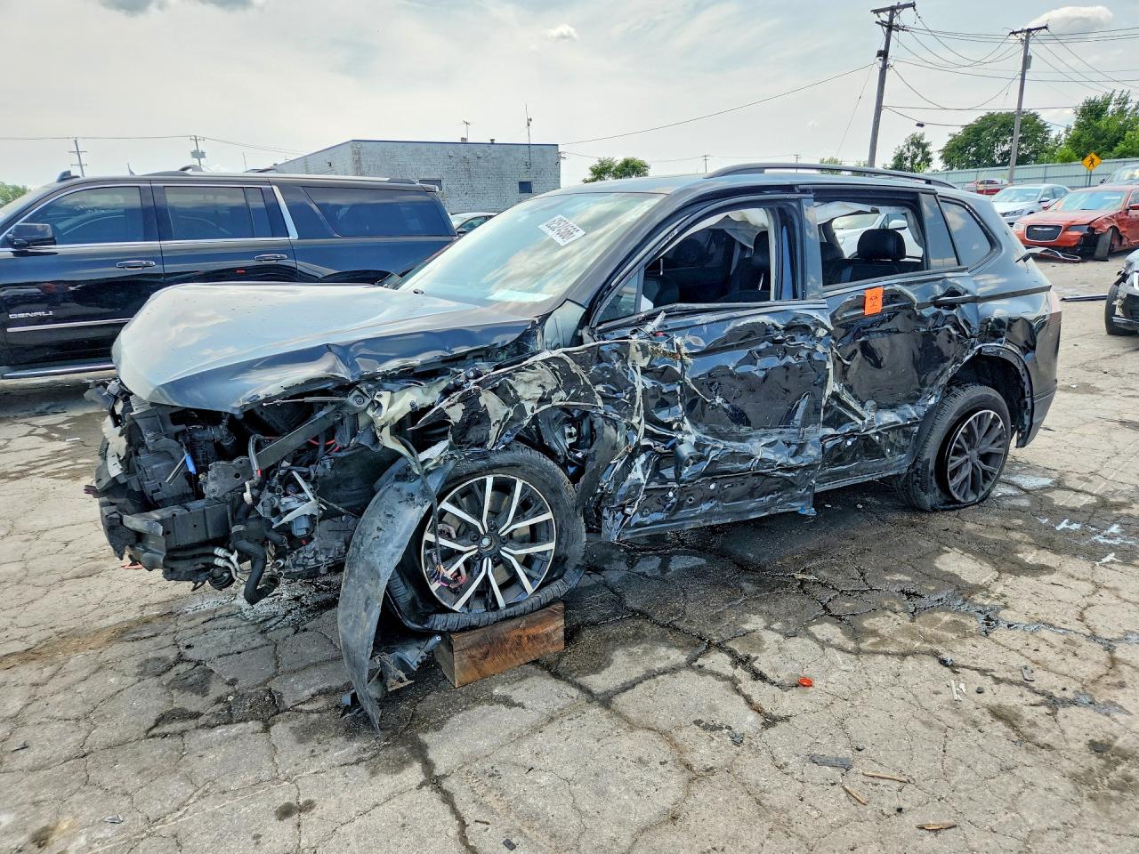 3VV2B7AX3MM077537 · 2021 VOLKSWAGEN TIGUAN