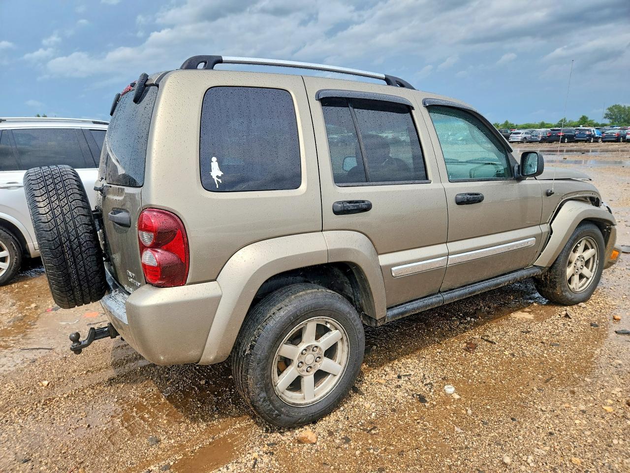 1J4GL58K85W722579 · 2005 JEEP LIBERTY · 3/12