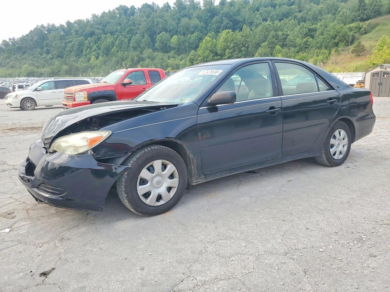 4T1BE32K22U633360 · 2002 TOYOTA CAMRY