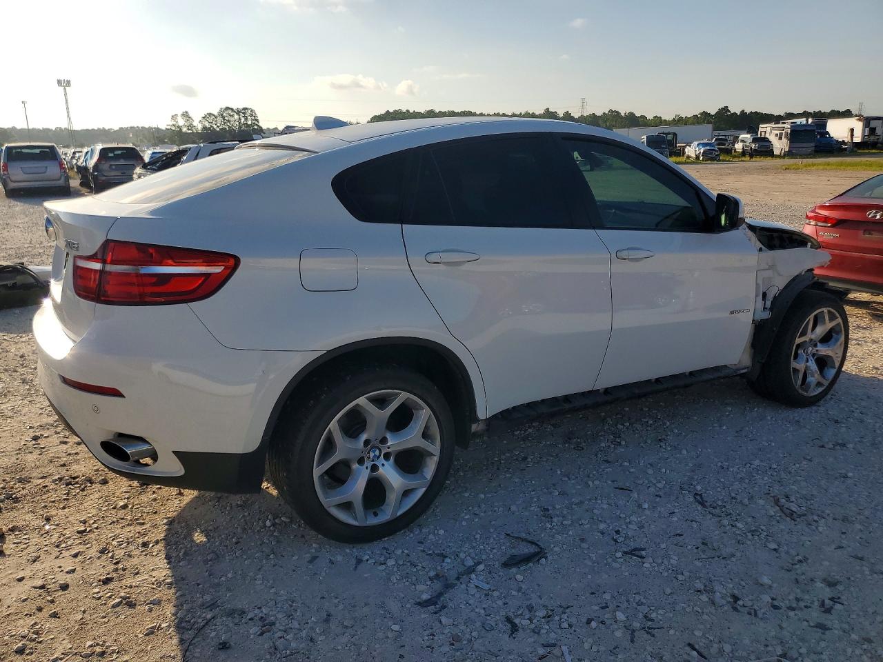 5UXFG2C52E0K41413 · 2014 BMW X6 · 3/14