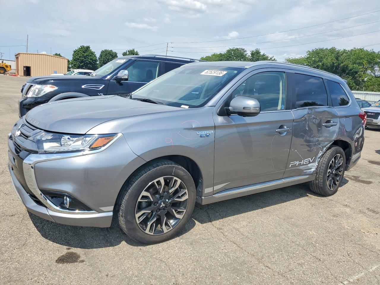 JA4J24A57JZ028434 · 2018 MITSUBISHI OUTLANDER