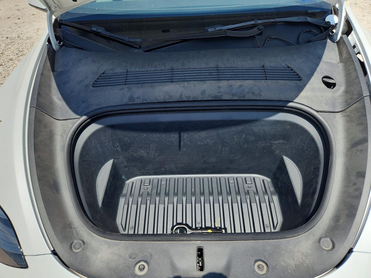 7SAYGDEF4NF315513 · 2022 TESLA MODEL Y · 11/12