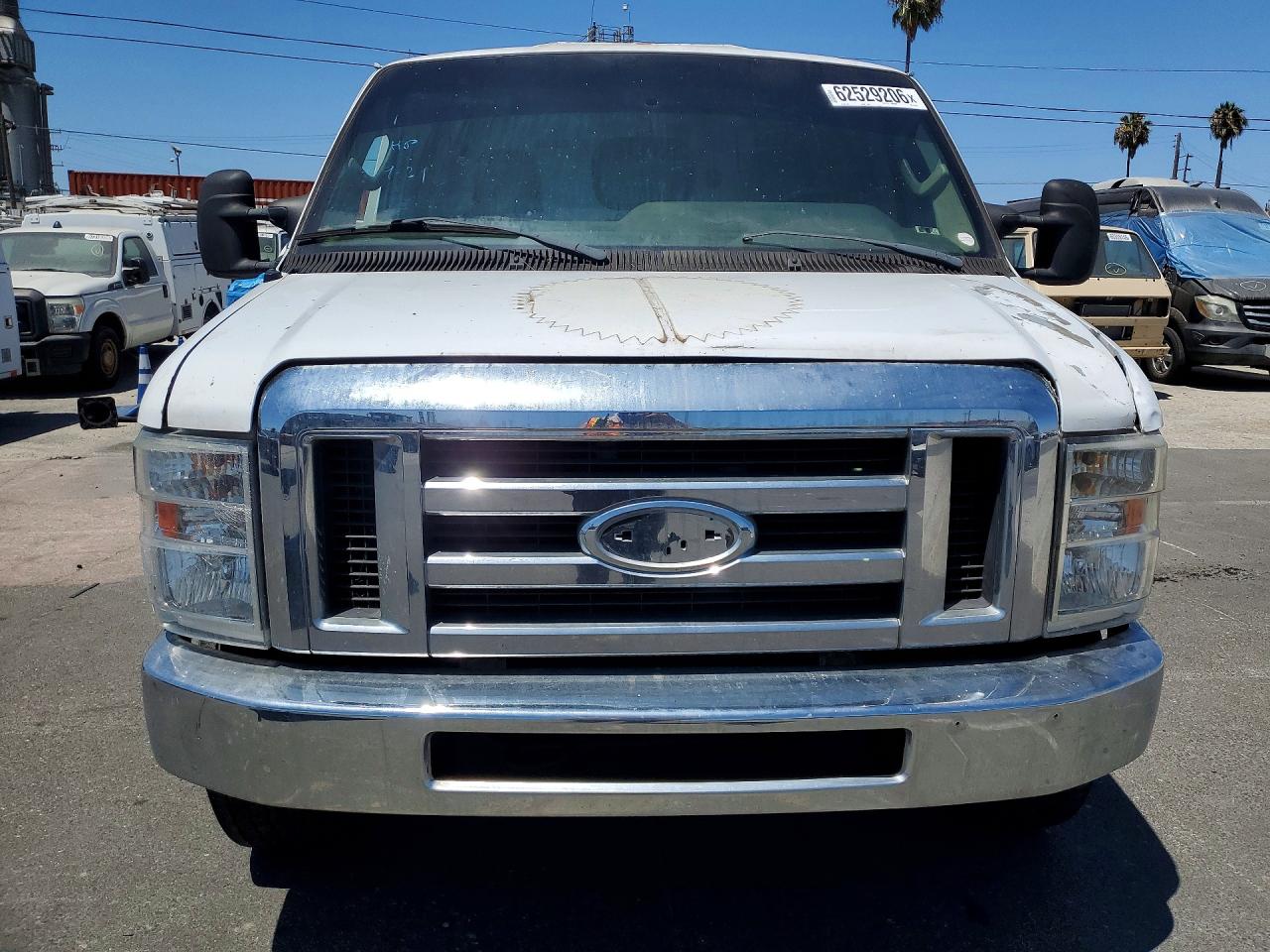 1FDWE3FL8DDB27068 · 2013 FORD ECONOLINE · 5/12
