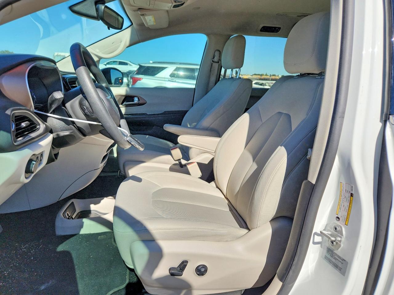 2C4RC1CG3HR531580 · 2017 CHRYSLER PACIFICA · 7/13