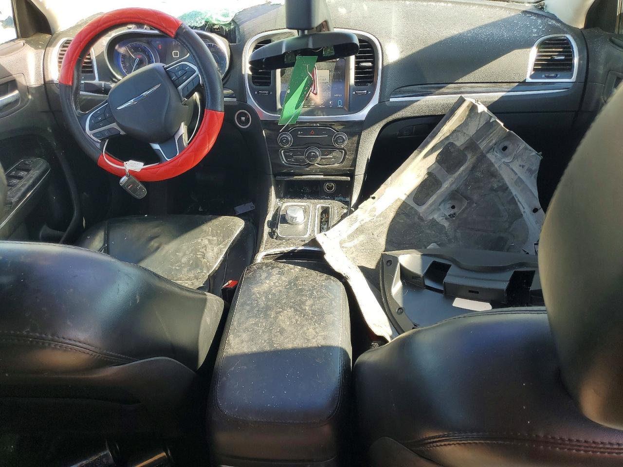 2C3CCAAG8GH211818 · 2016 CHRYSLER 300 · 8/13