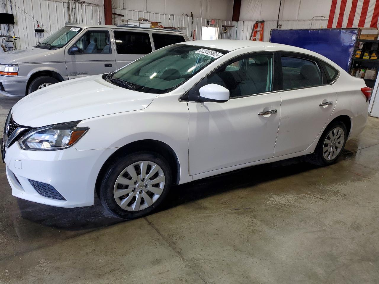 3N1AB7AP4HL653581 · 2017 NISSAN SENTRA
