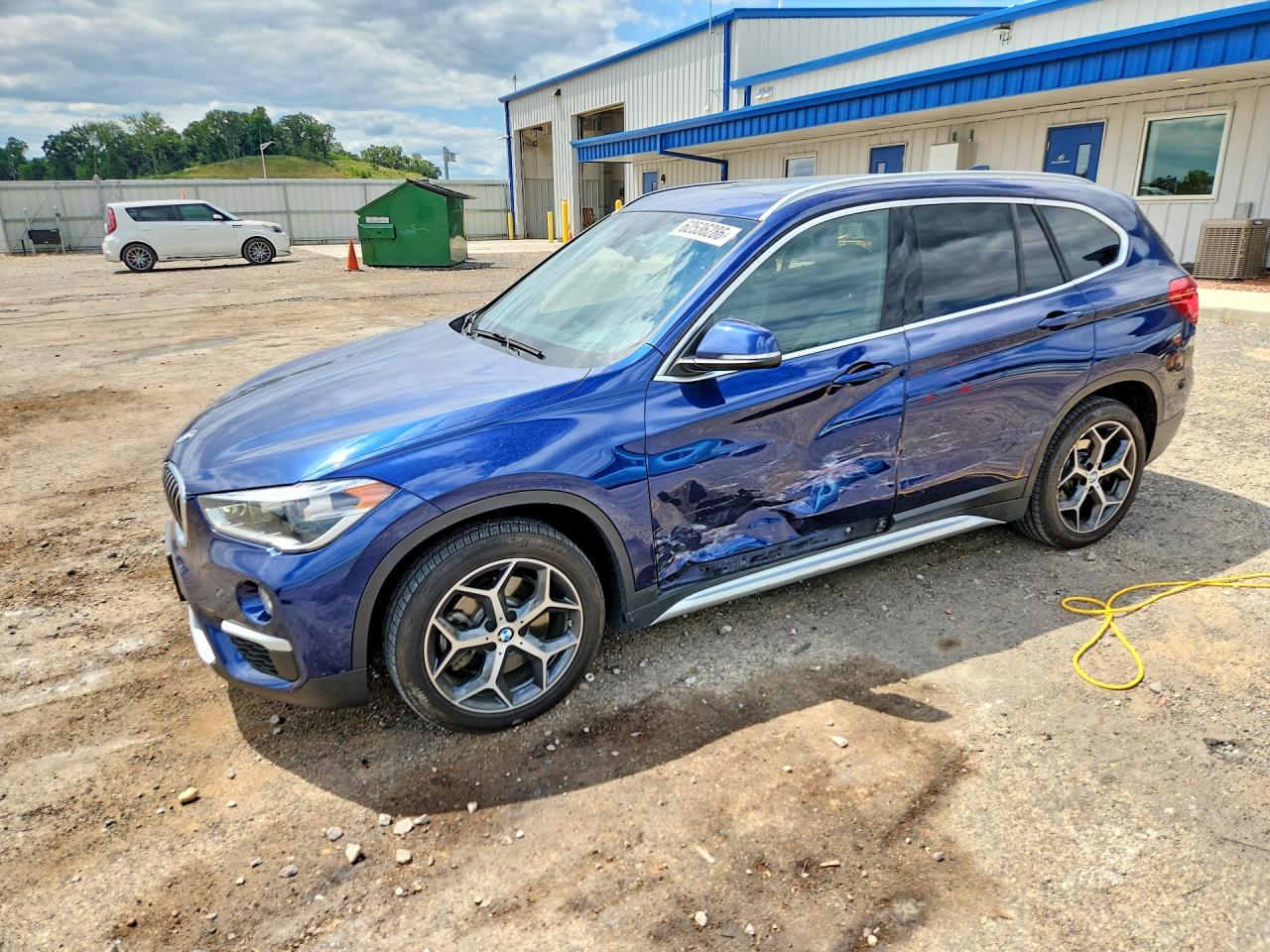 WBXHU7C39J3F04607 · 2018 BMW X1