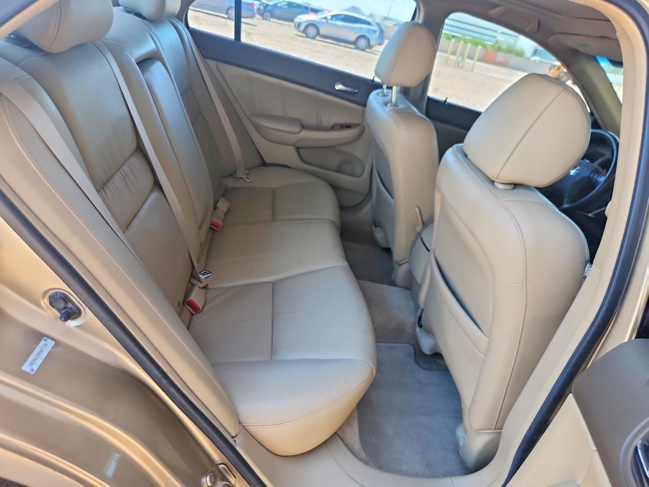 1HGCM66594A027108 · 2004 HONDA ACCORD · 10/12
