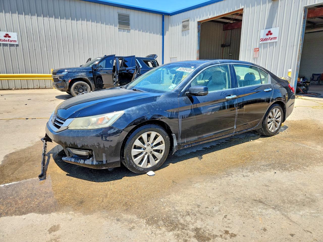 1HGCR3F89FA014789 · 2015 HONDA ACCORD