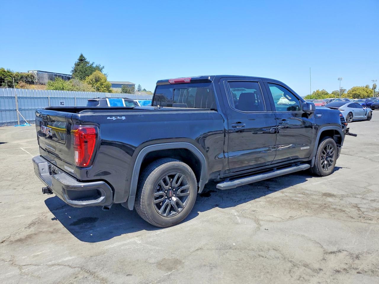 3GTUUCE85SG140839 · 2025 GMC SIERRA · 3/12
