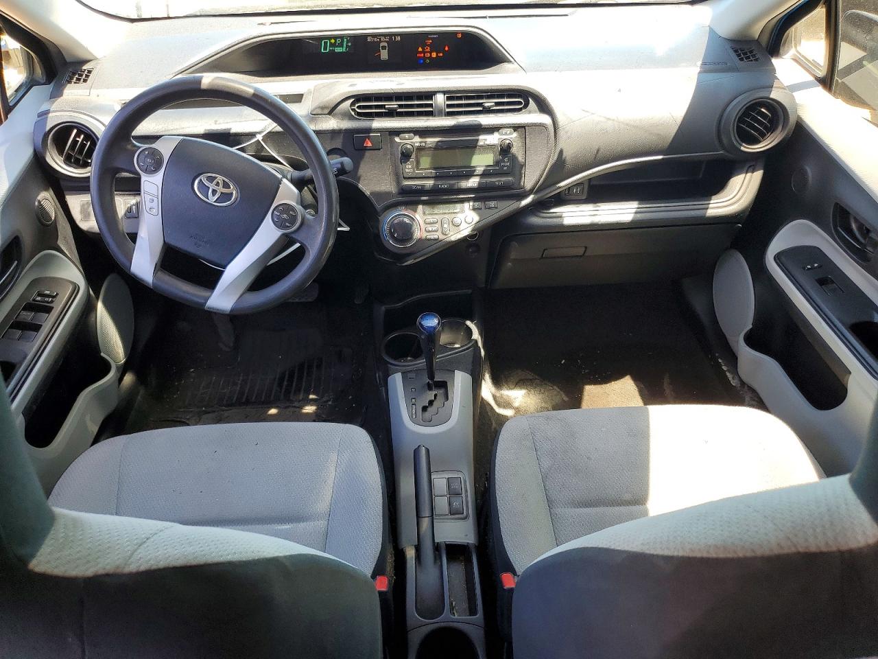 JTDKDTB3XD1540459 · 2013 TOYOTA PRIUS C · 8/12