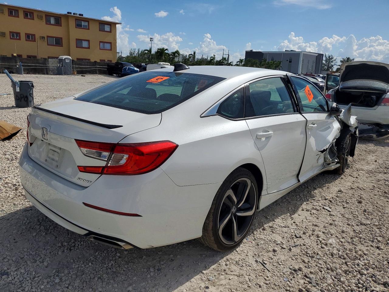 1HGCV1F34MA018699 · 2021 HONDA ACCORD · 3/12