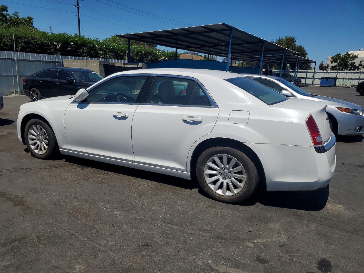 2C3CCAAG1EH375344 · 2014 CHRYSLER 300 · 2/12