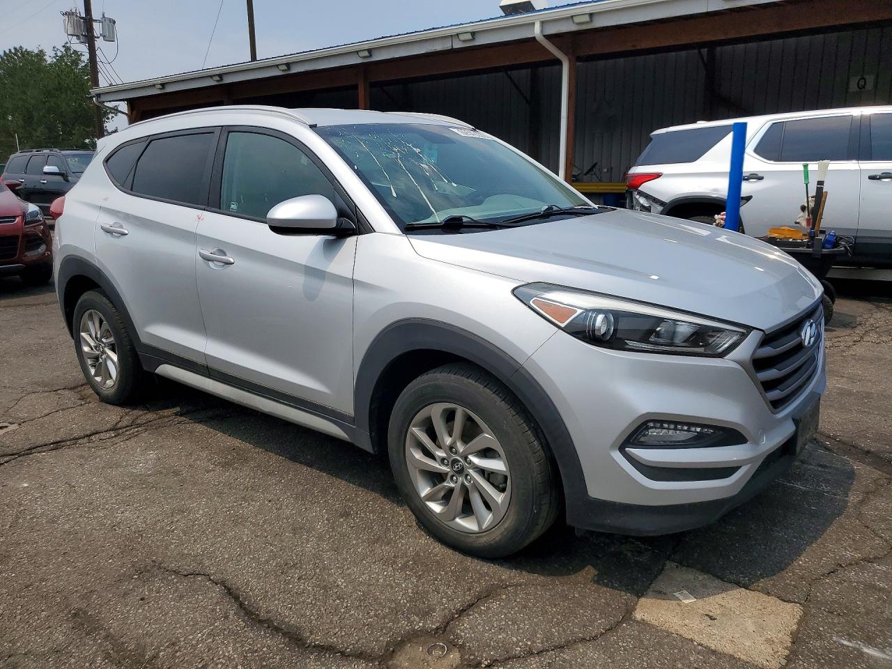 KM8J3CA40JU677022 · 2018 HYUNDAI TUCSON · 4/13
