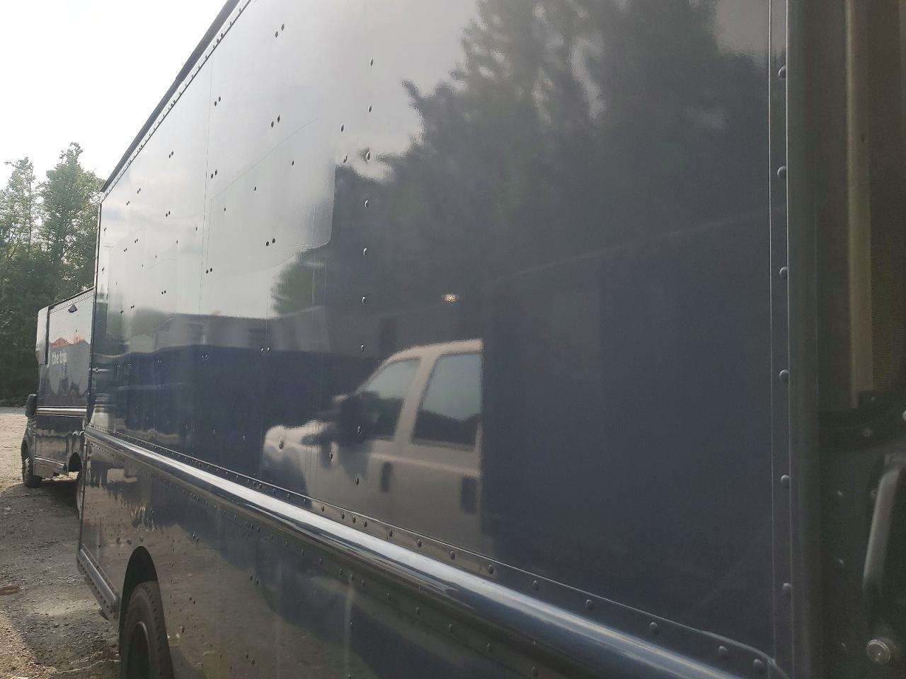 4UZAC2GA0MCMM9510 · 2021 FREIGHTLINER MT45 CHASSIS · 11/13