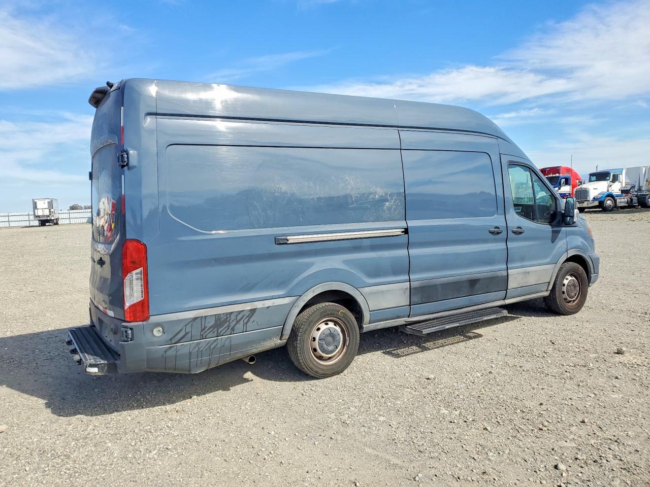 1FTBR3X82LKB27594 · 2020 FORD TRANSIT · 3/13