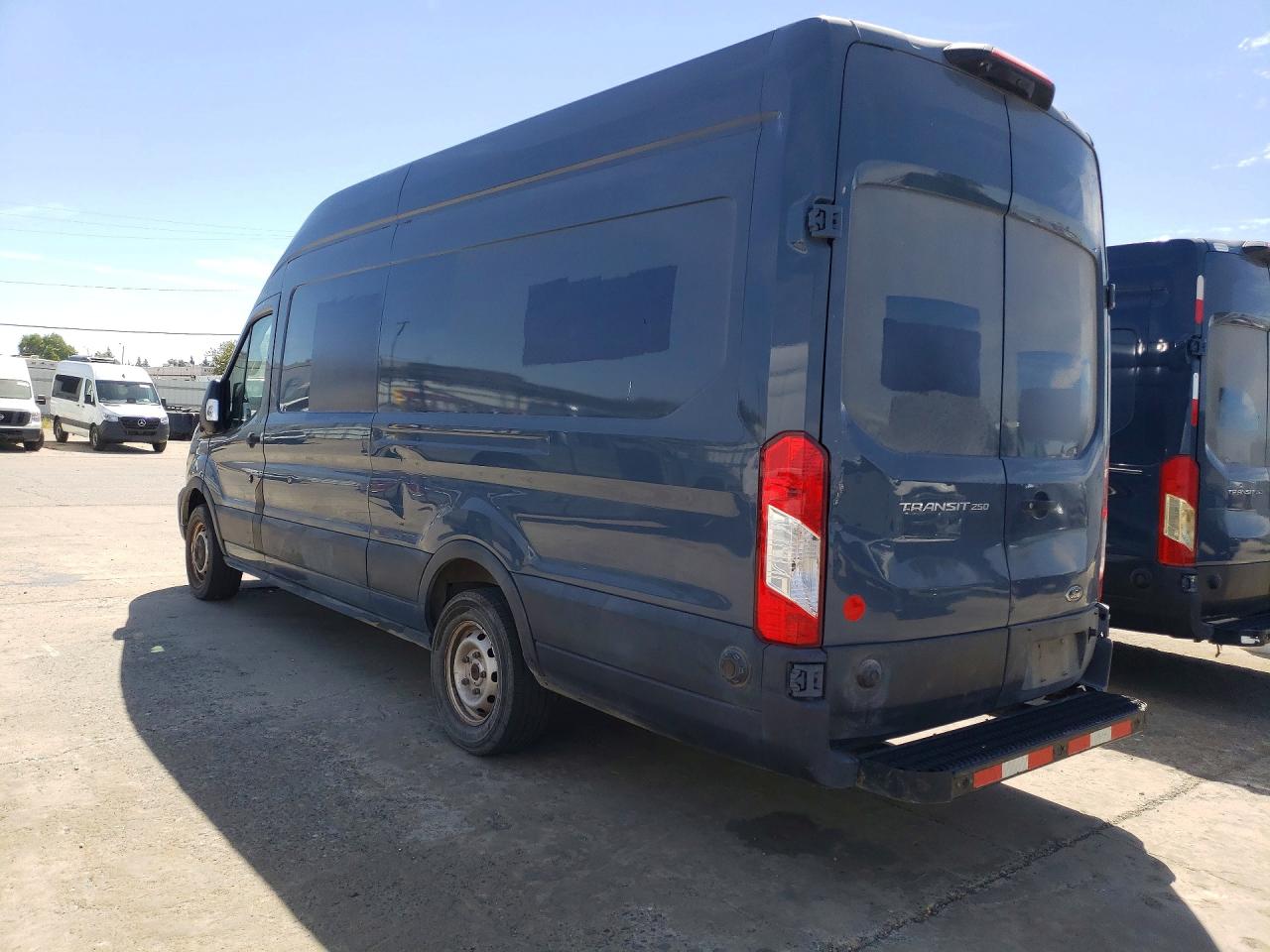 1FTBR3X89LKA72416 · 2020 FORD TRANSIT · 2/13