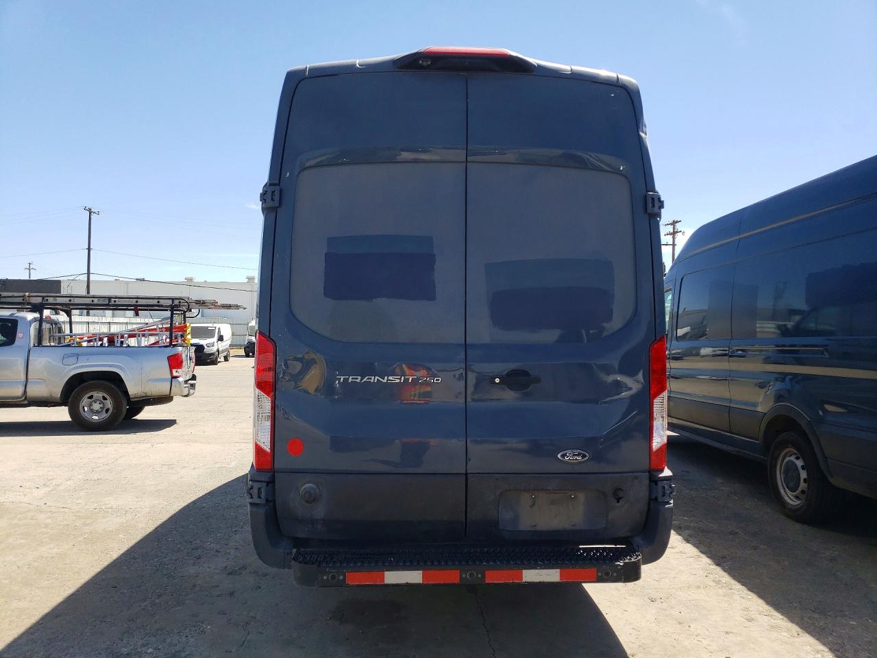1FTBR3X89LKA72416 · 2020 FORD TRANSIT · 6/13