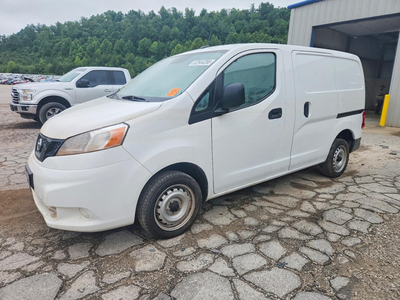 2021 NISSAN NV200