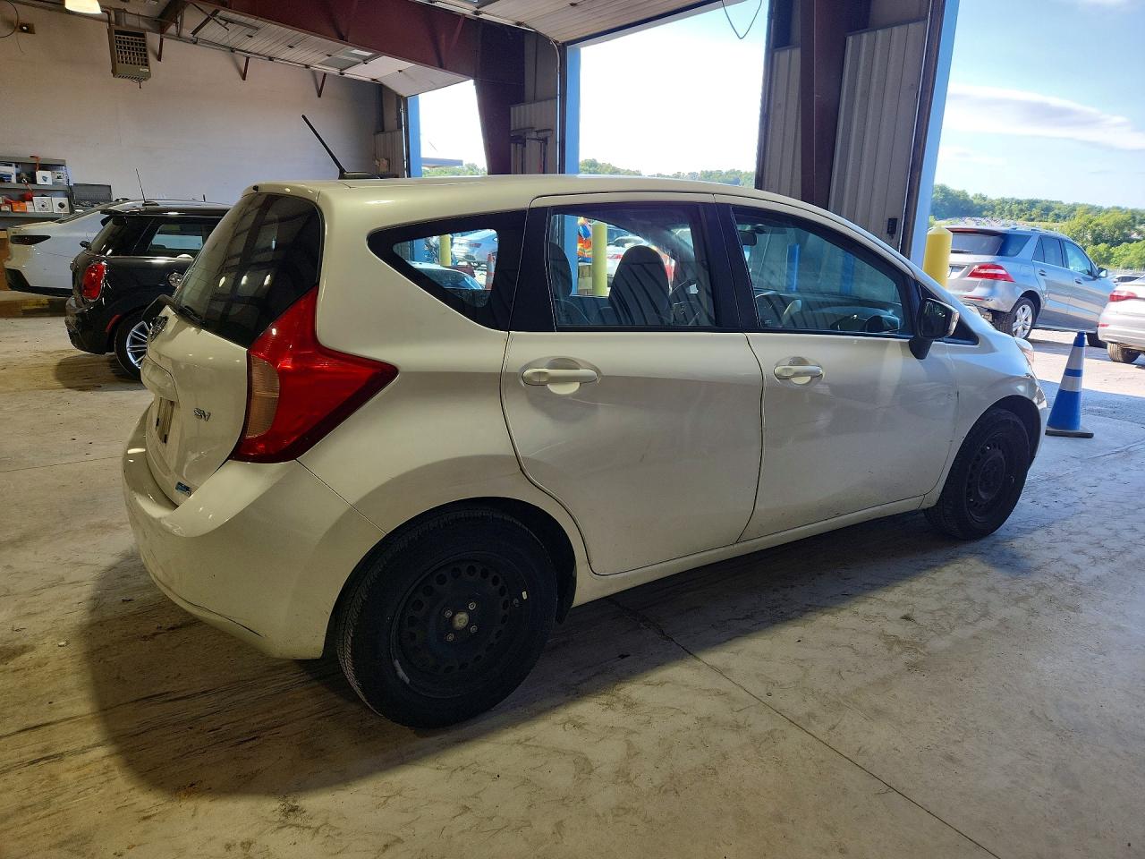 3N1CE2CP4GL399384 · 2016 NISSAN VERSA NOTE · 3/12