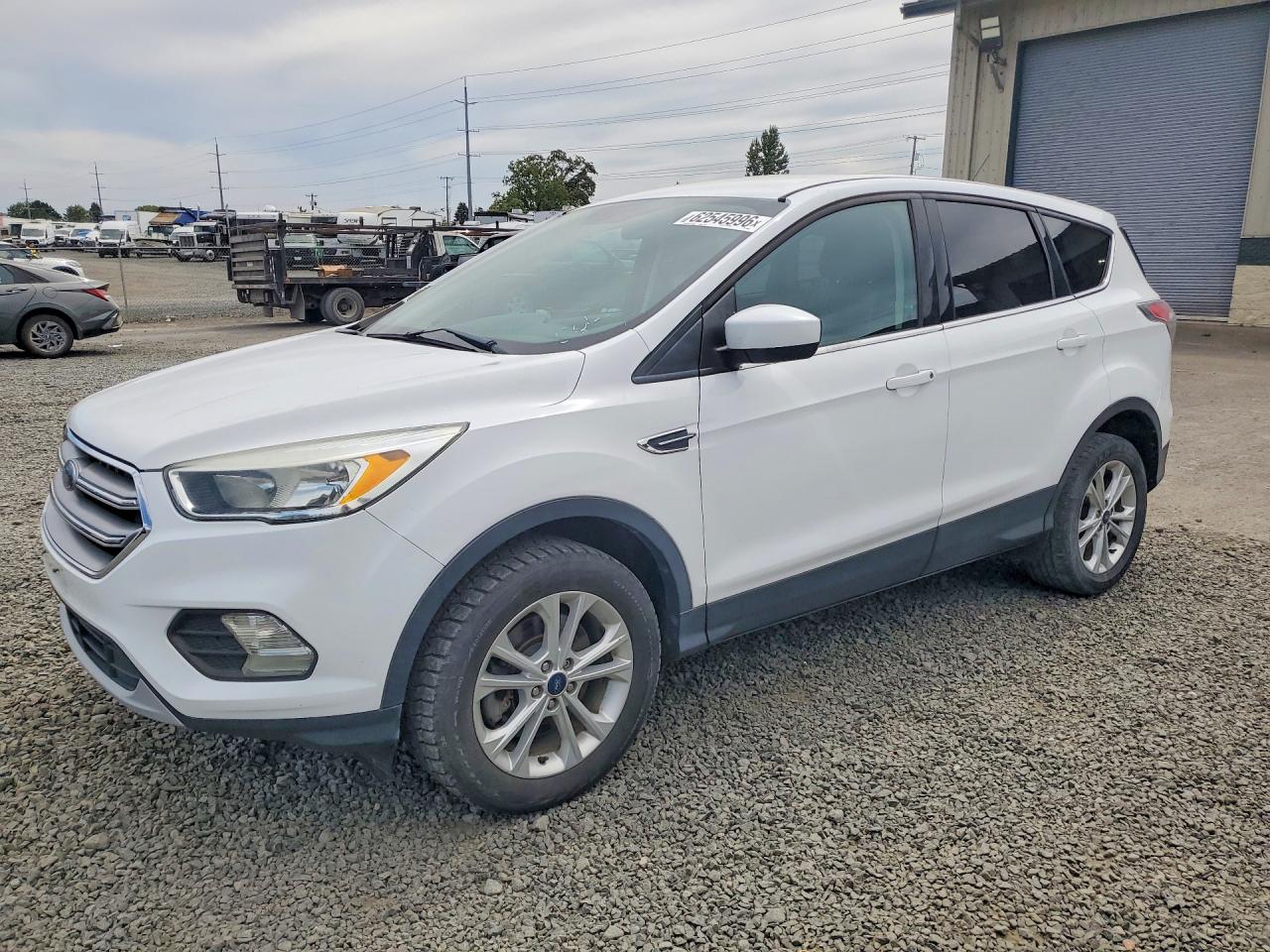 1FMCU9G96HUA69527 · 2017 FORD ESCAPE