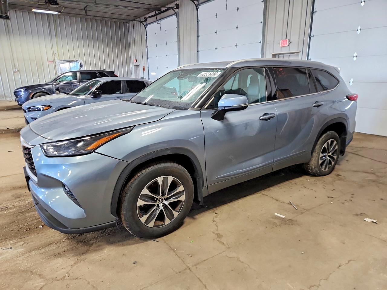 5TDGZRBH0NS197901 · 2022 TOYOTA HIGHLANDER