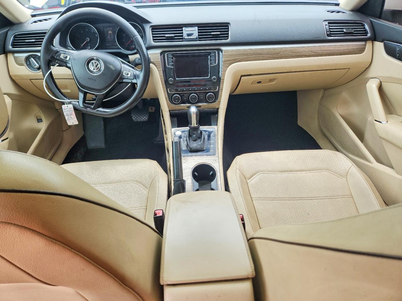 1VWBA7A35JC003514 · 2018 VOLKSWAGEN PASSAT · 8/12