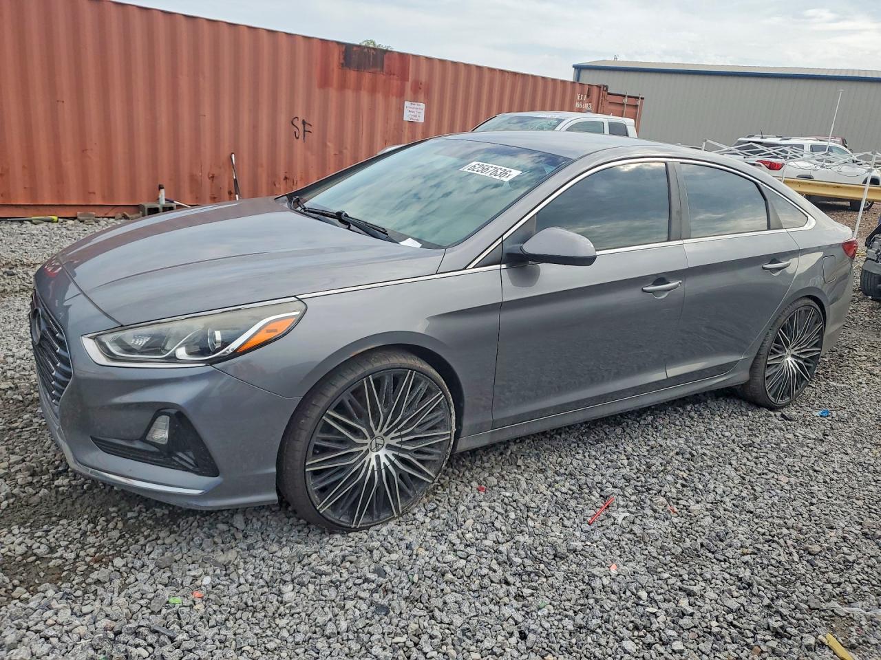 5NPE24AF3KH785484 · 2019 HYUNDAI SONATA