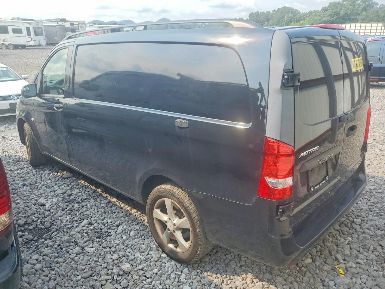 WD3PG2EA8G3184940 · 2016 MERCEDES-BENZ METRIS · 2/13