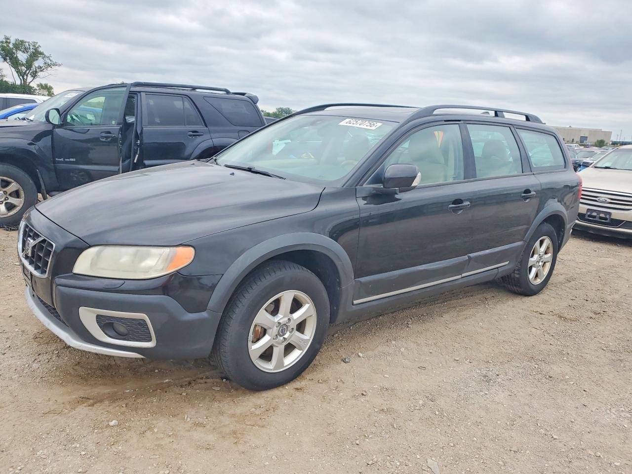 YV4BZ982681018479 · 2008 VOLVO XC70
