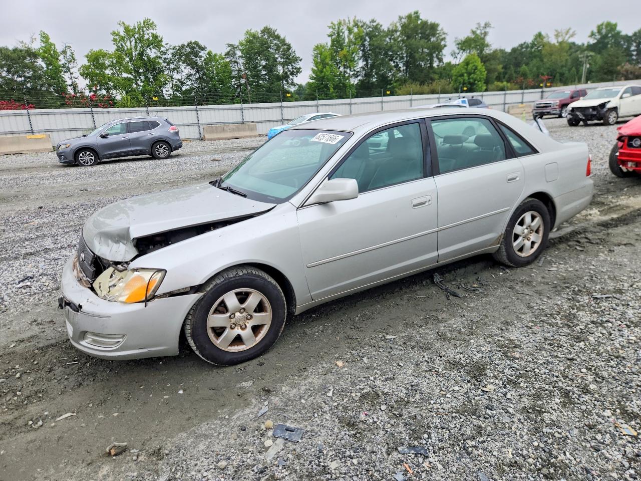 4T1BF28B92U253608 · 2002 TOYOTA AVALON