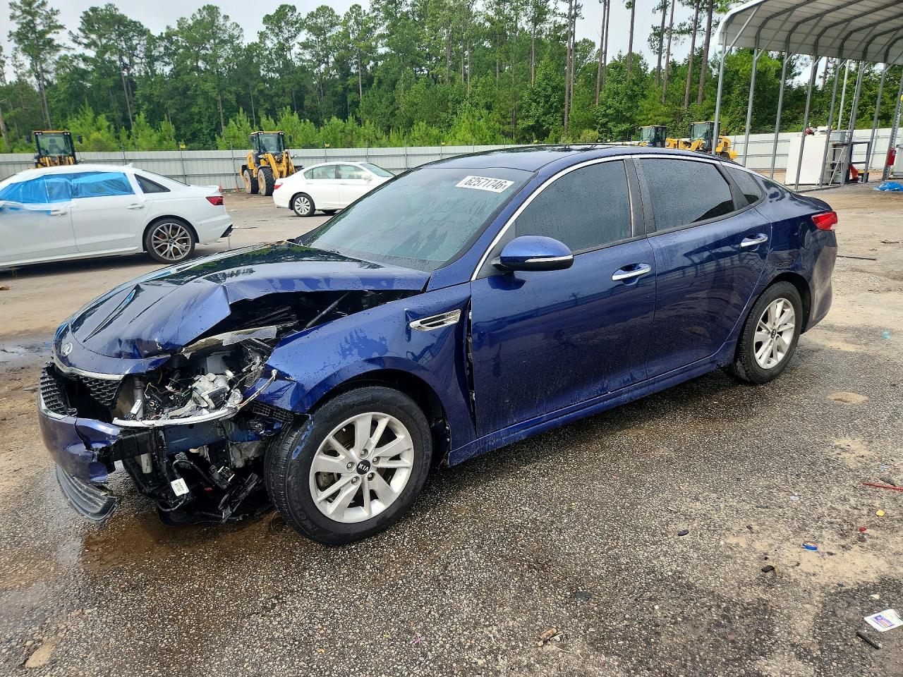 5XXGT4L32JG181394 · 2018 KIA OPTIMA