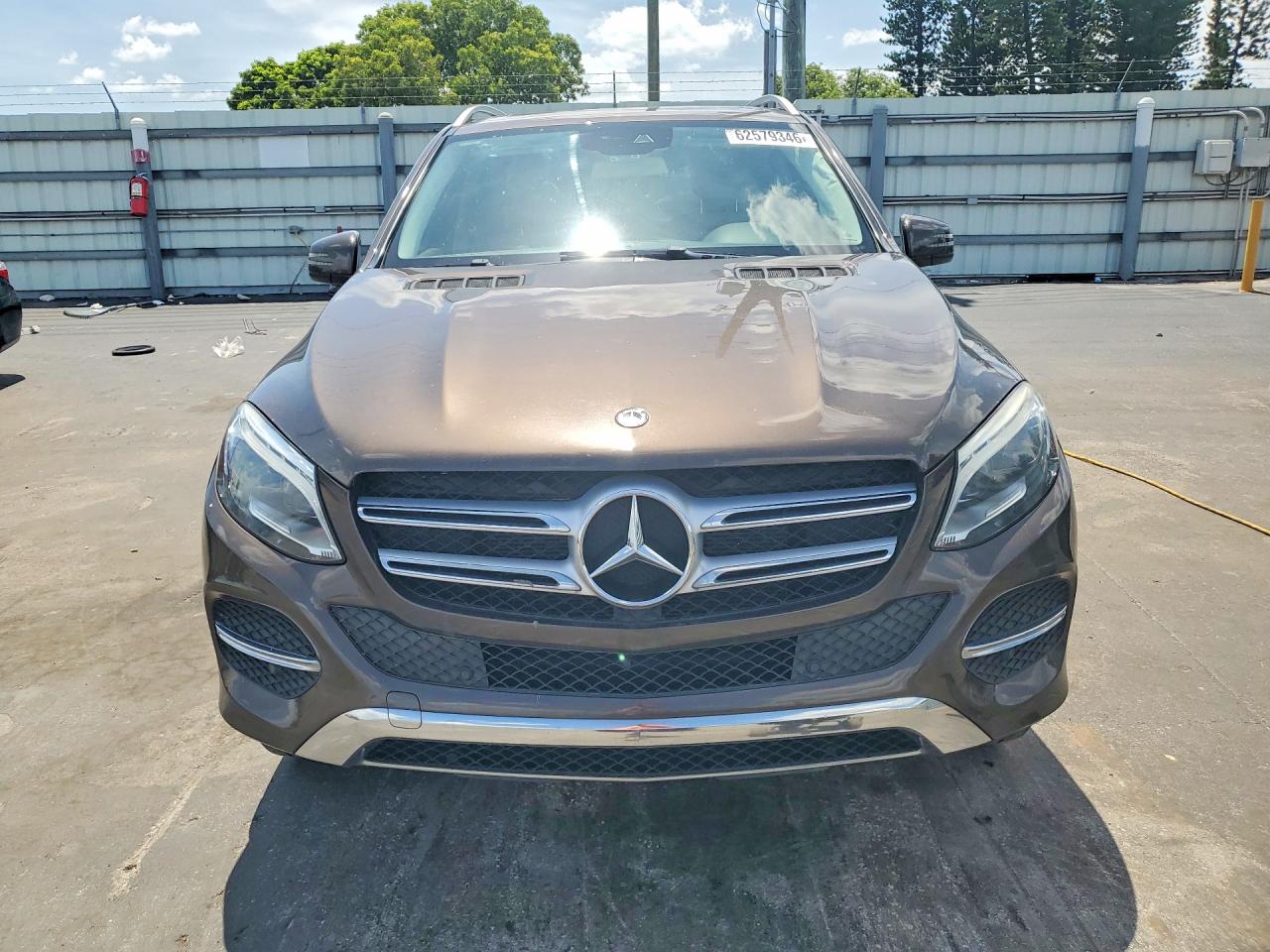4JGDA5JB1JB129278 · 2018 MERCEDES-BENZ GLE · 5/12