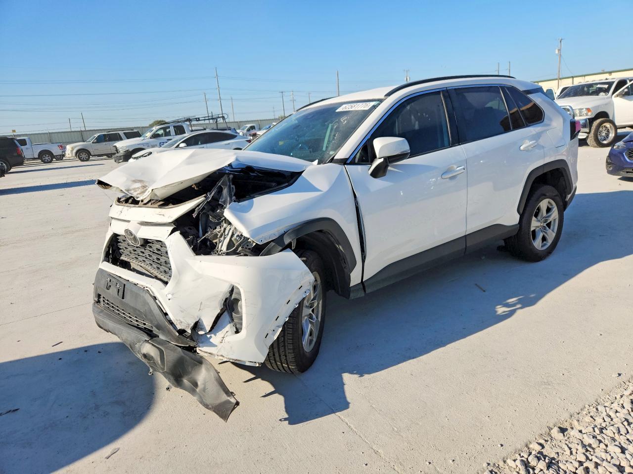 2T3W1RFV3MC162562 · 2021 TOYOTA RAV4