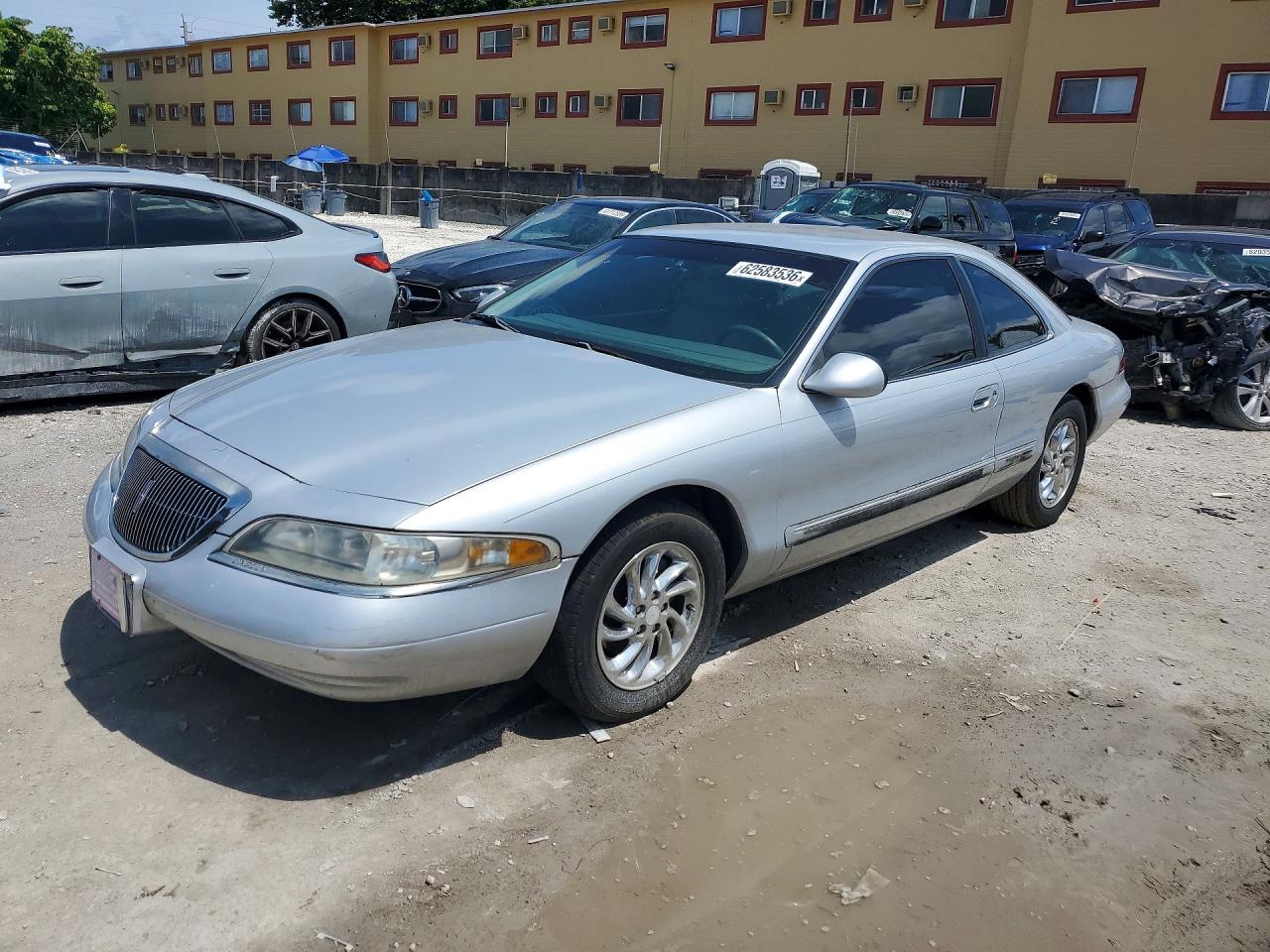 1LNFM91V6WY606504 · 1998 LINCOLN MARK VIII