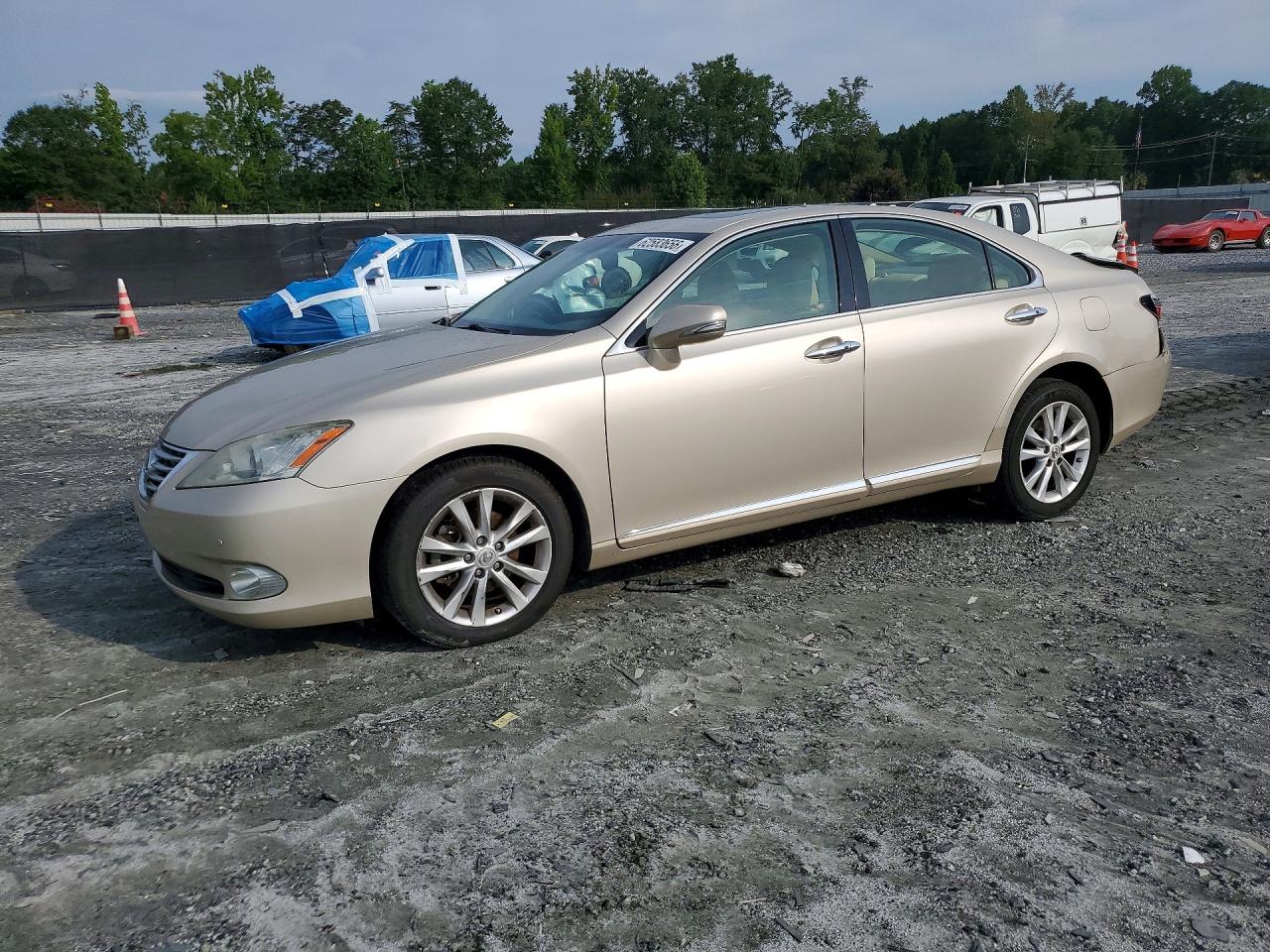JTHBK1EG0B2459887 · 2011 LEXUS ES