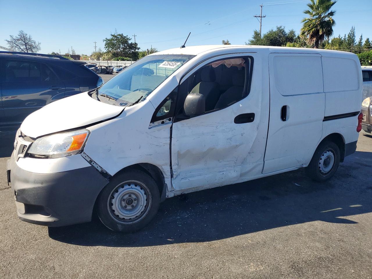 3N6CM0KN9HK698104 · 2017 NISSAN NV200