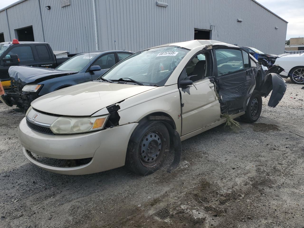 2004 SATURN ION