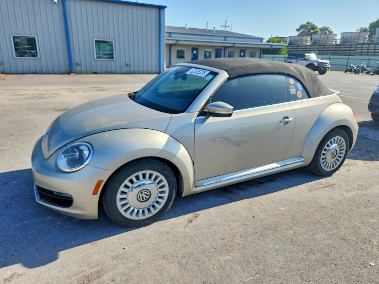 3VW507AT6GM809076 · 2016 VOLKSWAGEN BEETLE