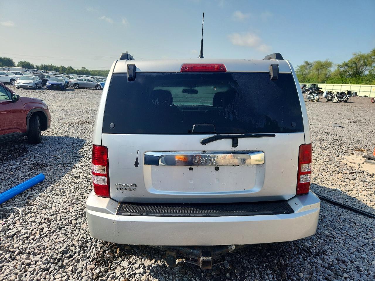 1J4PN5GK2BW571990 · 2011 JEEP LIBERTY · 6/13