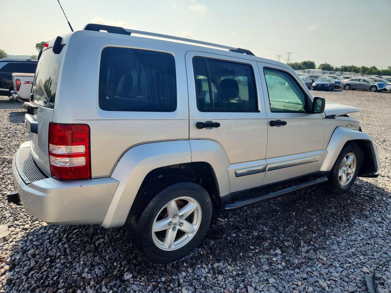 1J4PN5GK2BW571990 · 2011 JEEP LIBERTY · 3/13