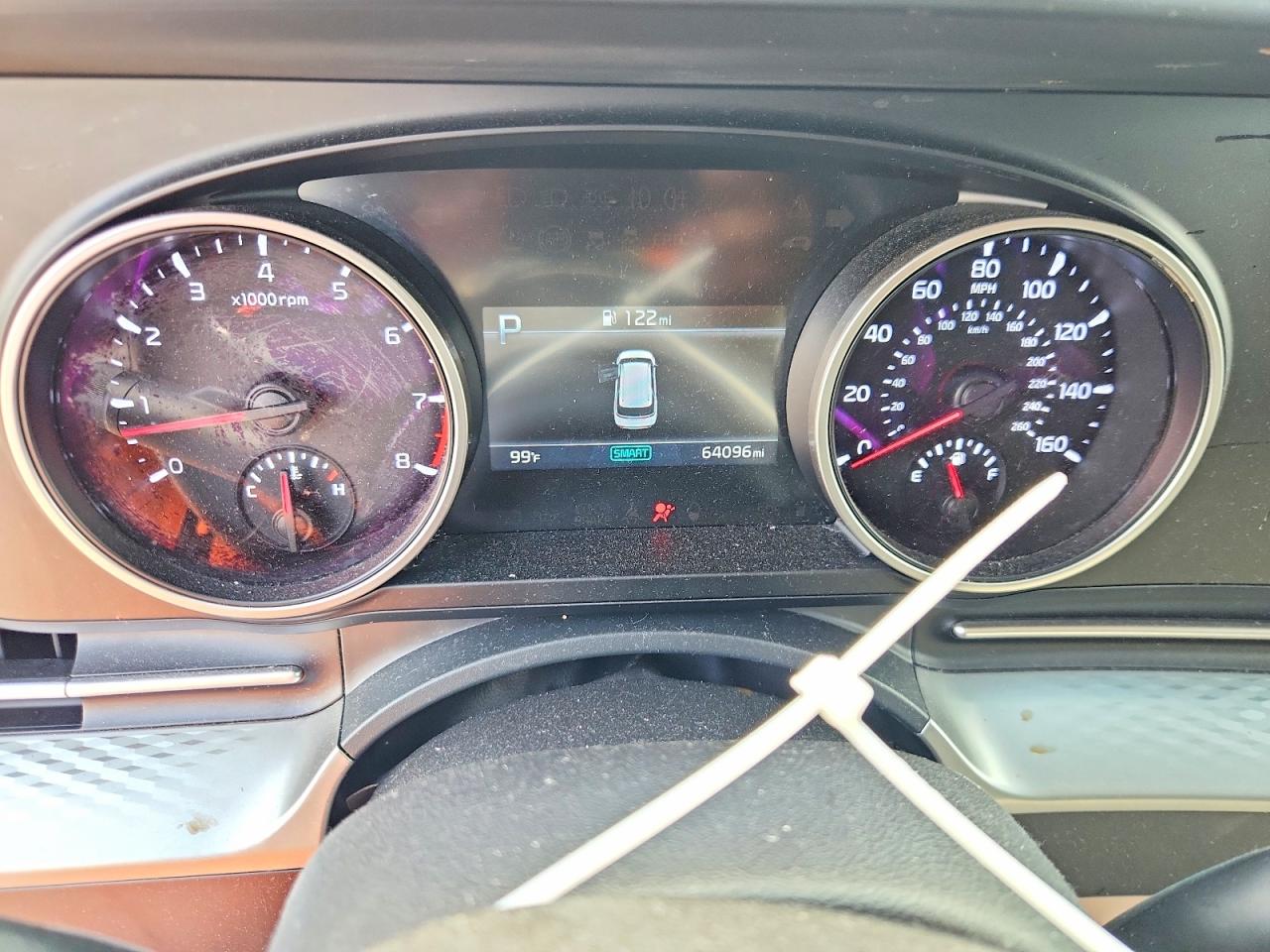 KNDNB4H35N6124260 · 2022 KIA CARNIVAL · 9/13