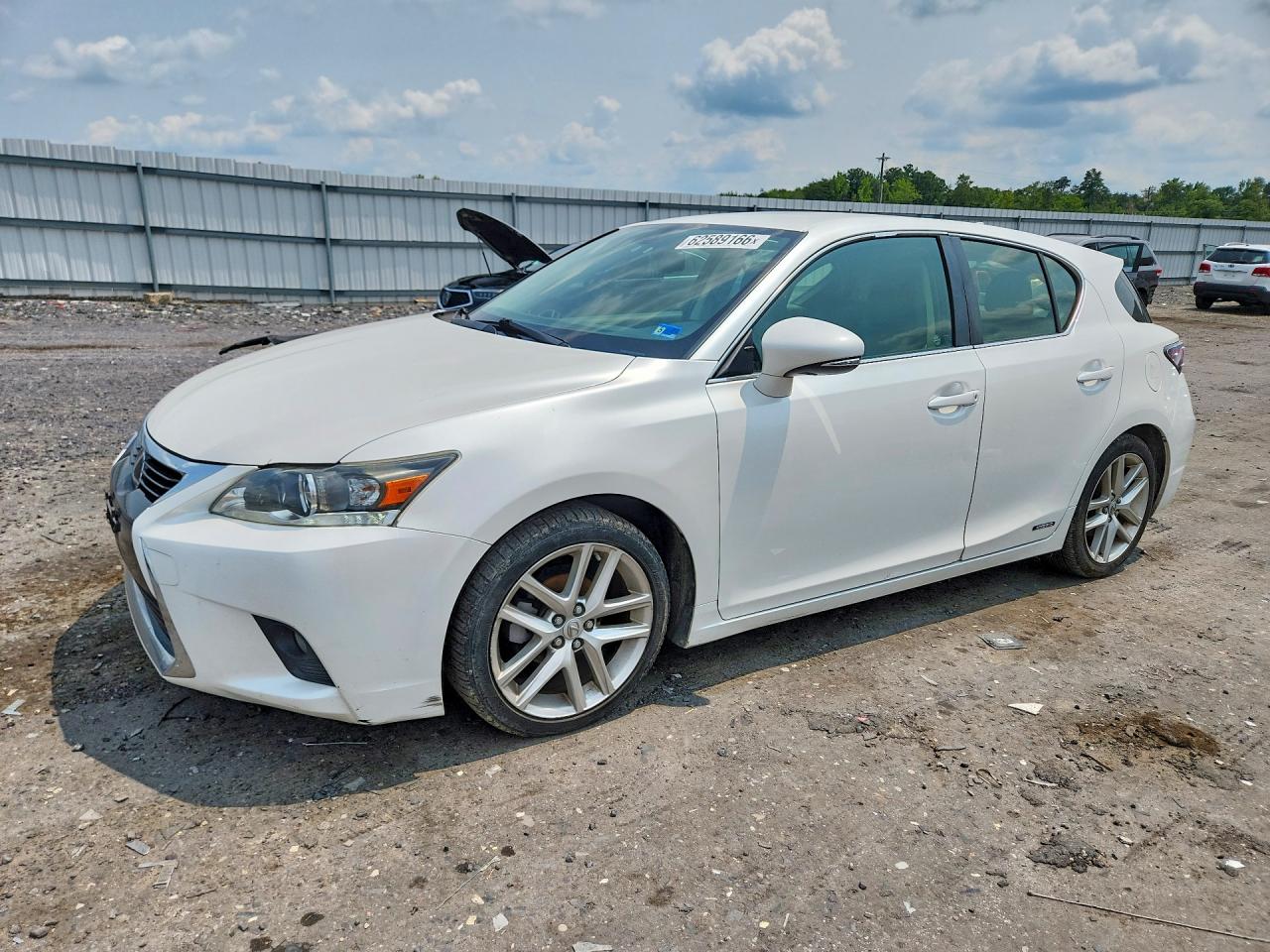 JTHKD5BH2G2266811 · 2016 LEXUS CT
