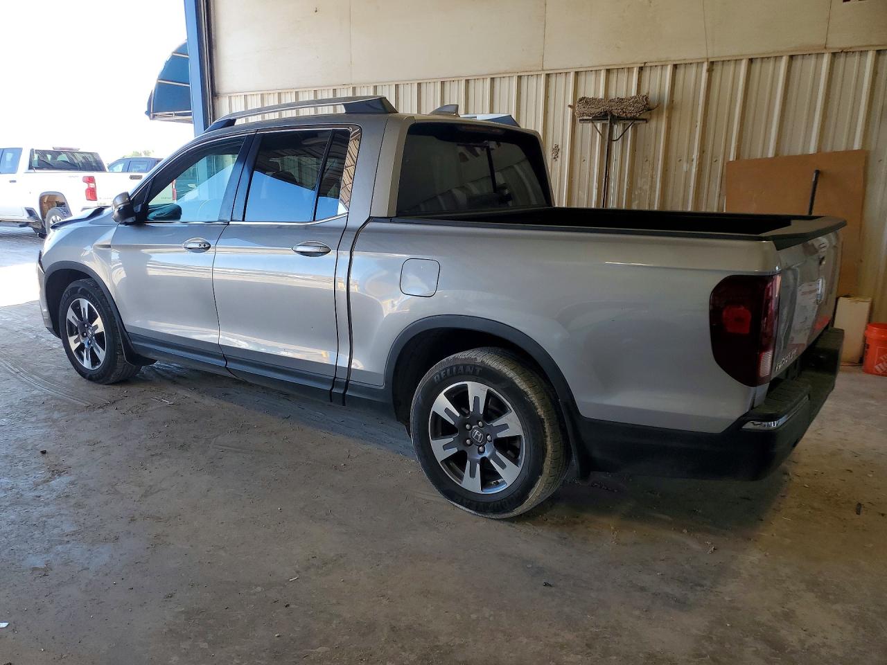 5FPYK2F62KB005040 · 2019 HONDA RIDGELINE · 2/12