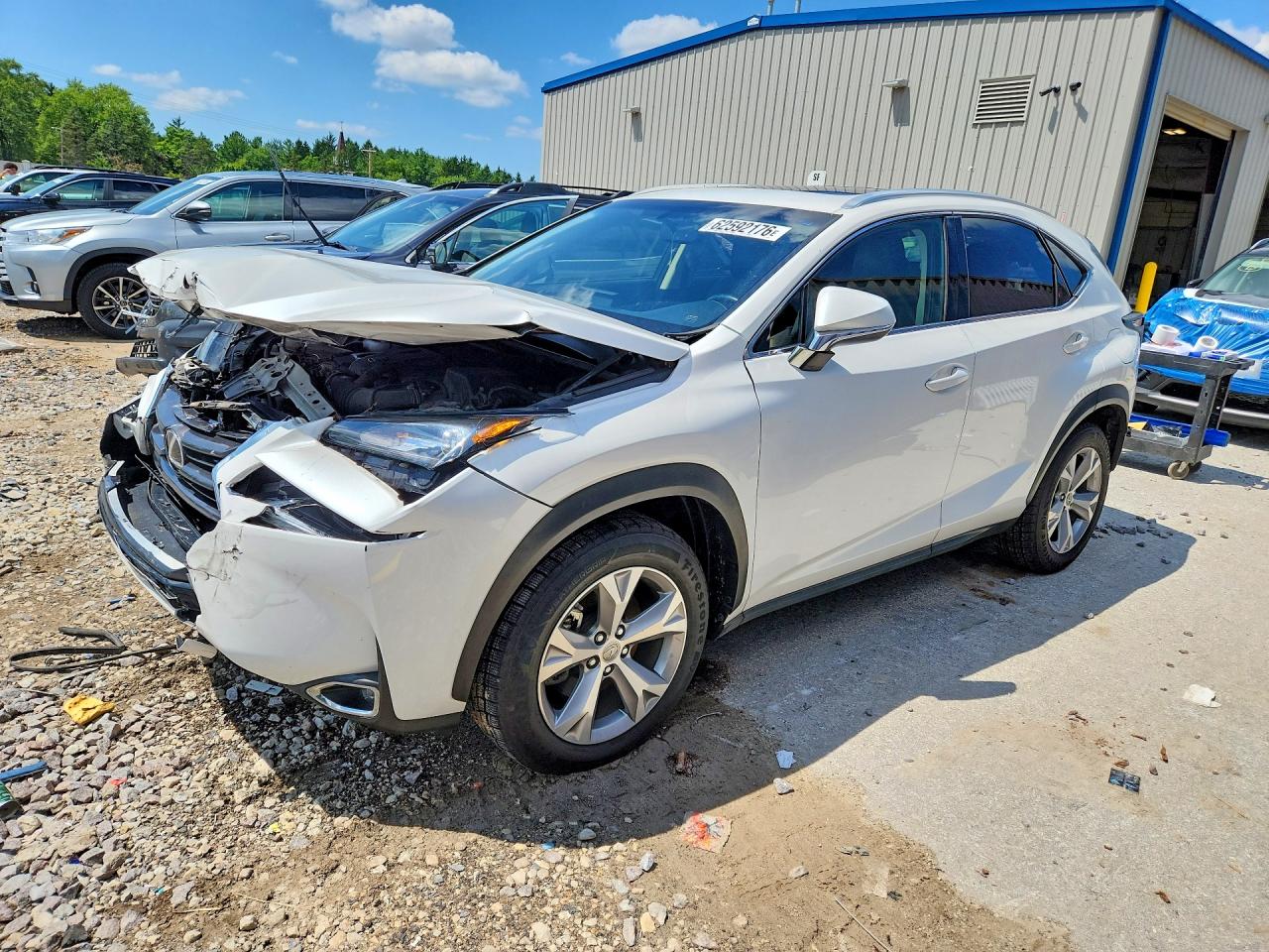 JTJBARBZ9H2113092 · 2017 LEXUS NX 200T