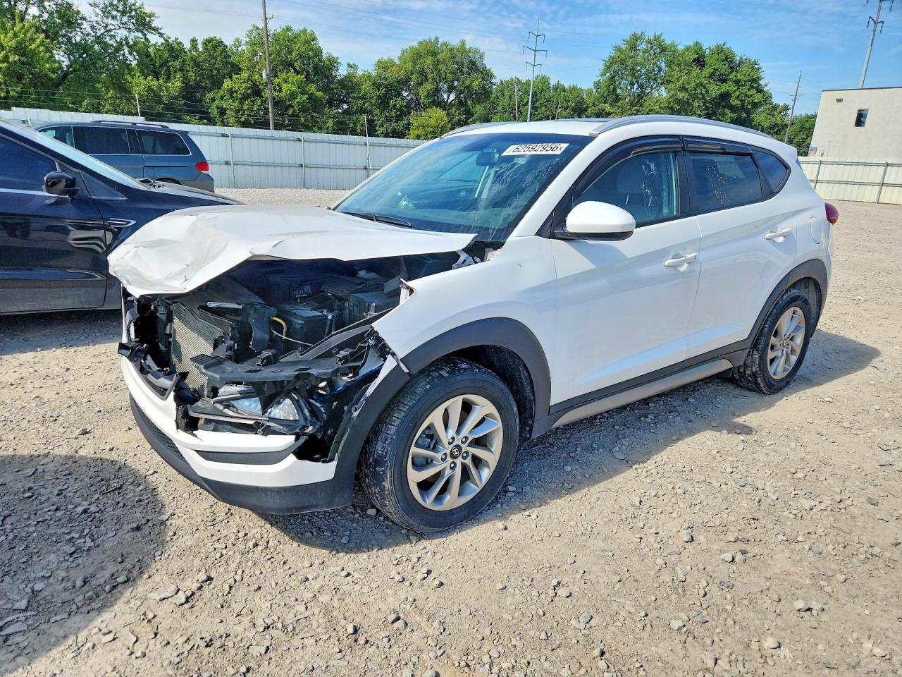 KM8J3CA42HU324615 · 2017 HYUNDAI TUCSON